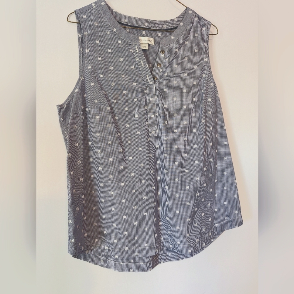 Sleeveless Blouse